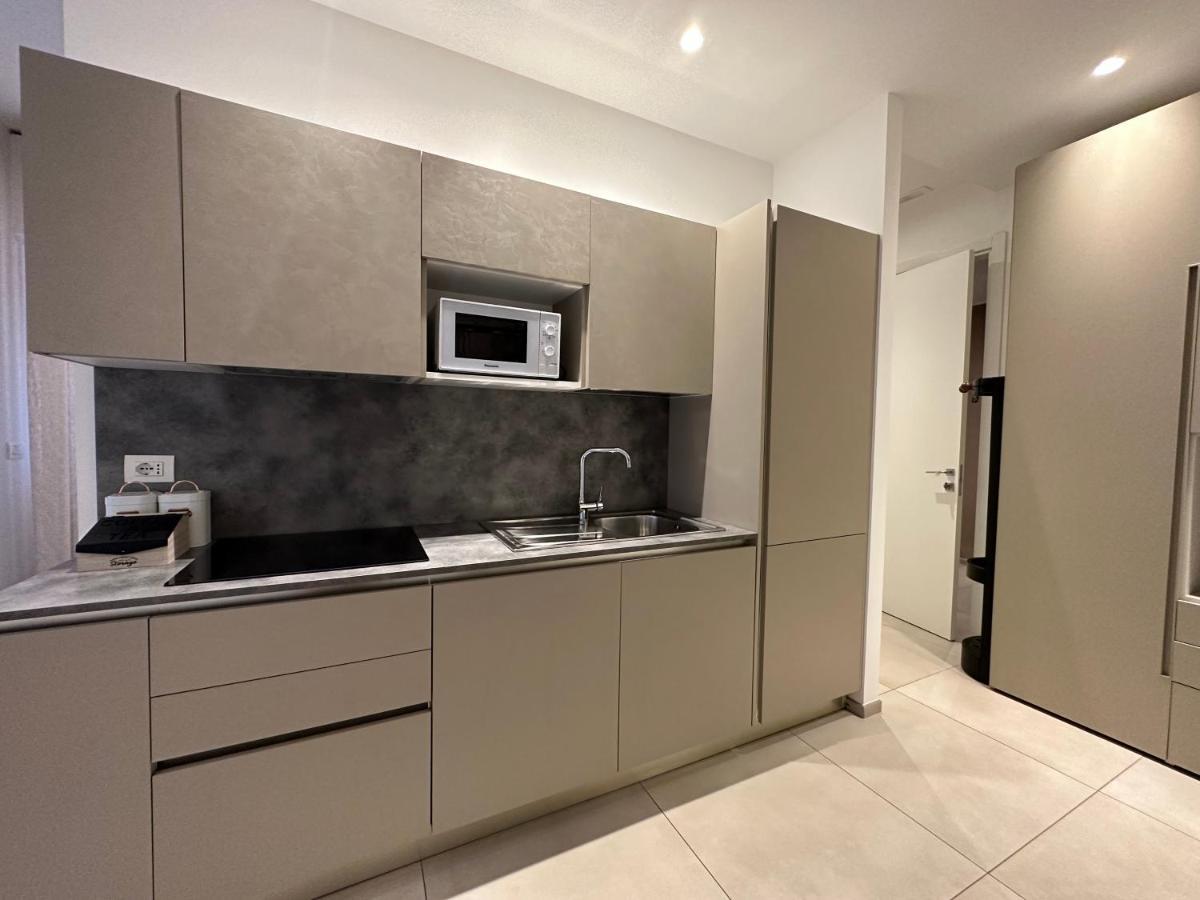 Apartments Ennio Top Class Bari Exterior photo