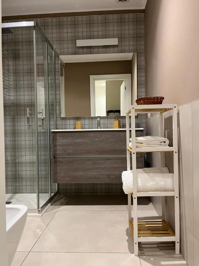 Apartments Ennio Top Class Bari Exterior photo