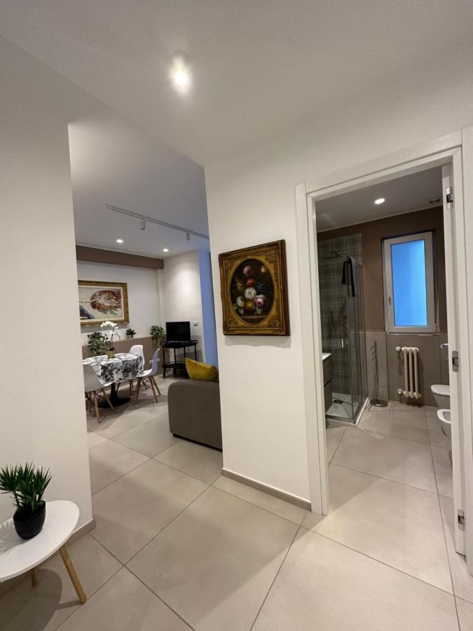 Apartments Ennio Top Class Bari Exterior photo