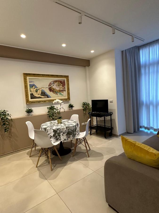 Apartments Ennio Top Class Bari Exterior photo
