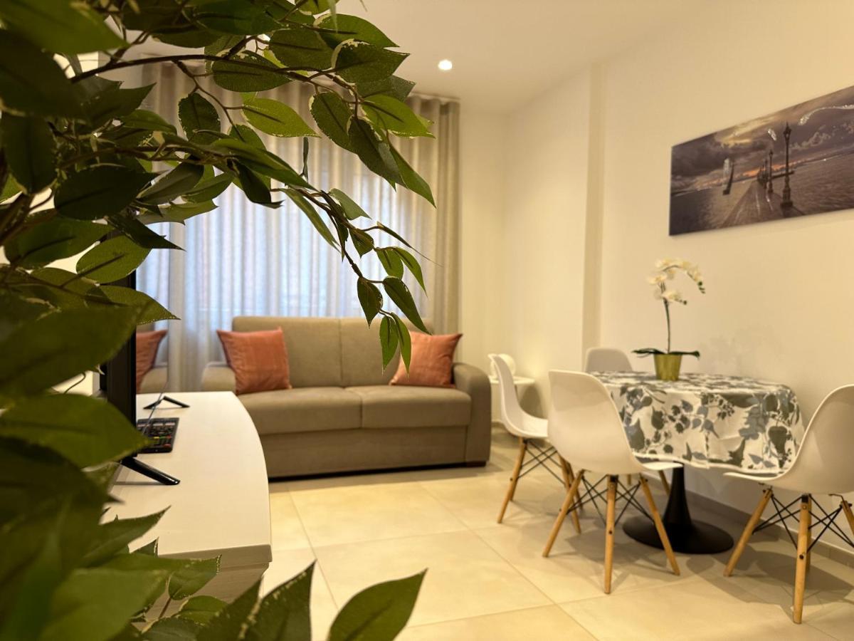 Apartments Ennio Top Class Bari Exterior photo