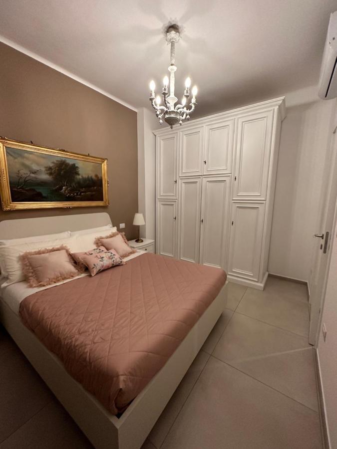 Apartments Ennio Top Class Bari Exterior photo