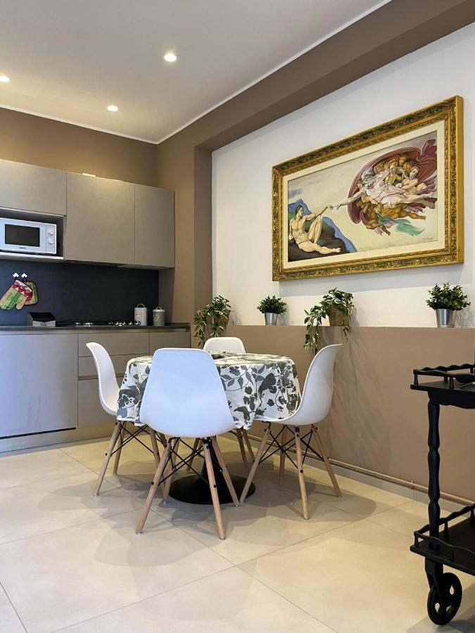 Apartments Ennio Top Class Bari Exterior photo