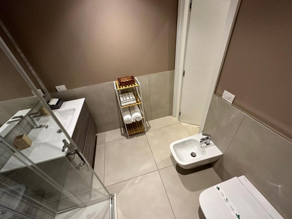 Apartments Ennio Top Class Bari Exterior photo
