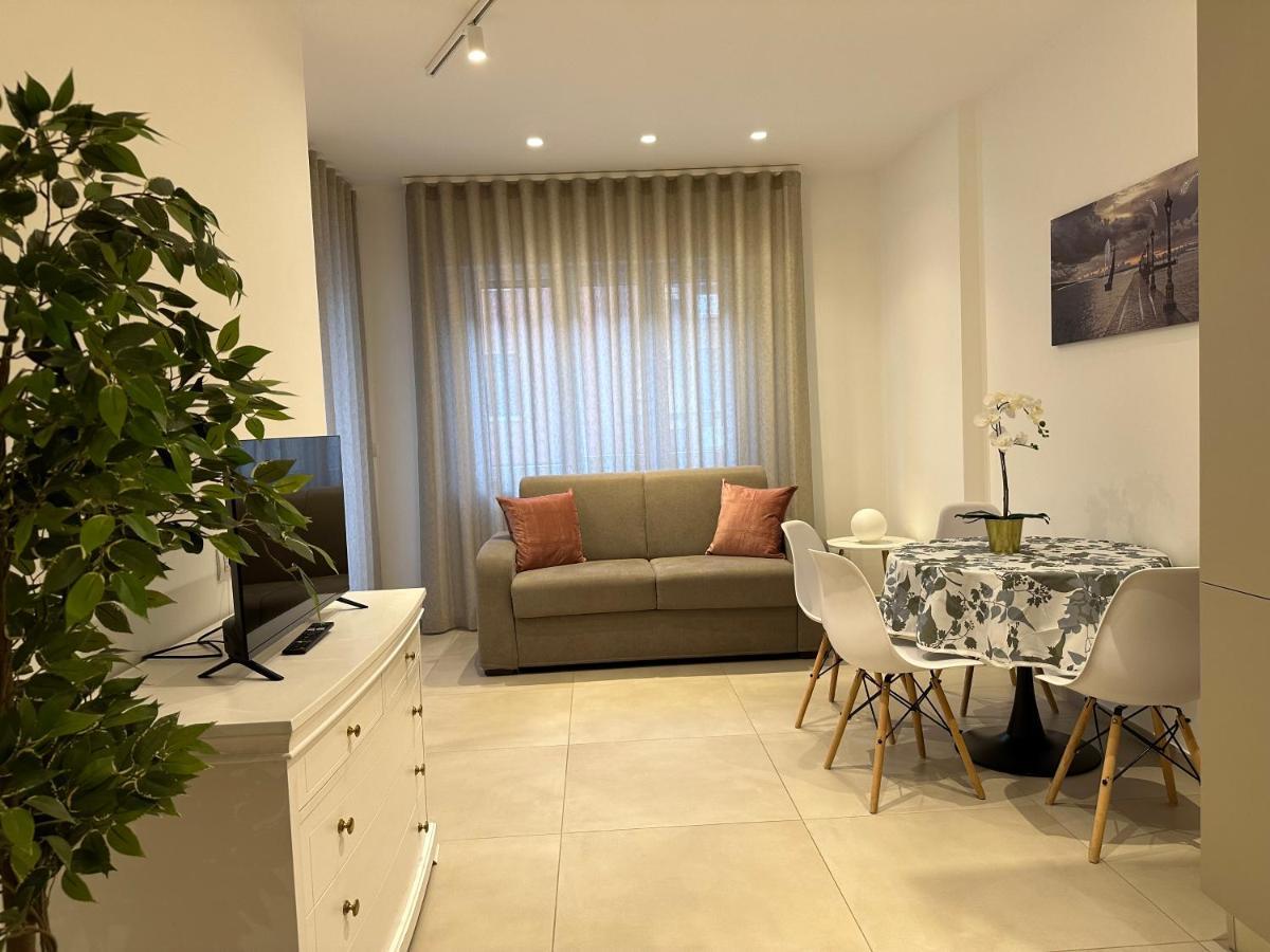 Apartments Ennio Top Class Bari Exterior photo
